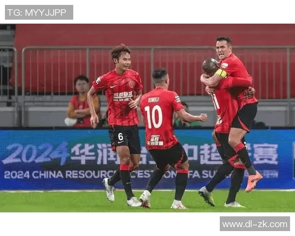 直播建业与恒大足球比赛精彩瞬间回顾与分析全方位解读球队表现与战术策略