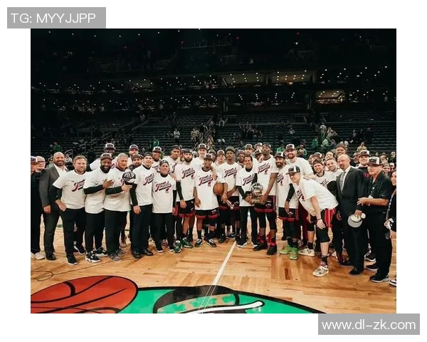 热火队在比赛中取得了激动人心的胜利:团结、毅力与不屈精神的胜利之路 热火队在比赛中取得了激动人心的胜利:团结、毅力与不屈精神的胜利之路