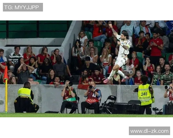 葡萄牙边锋塞梅多重回西甲，加盟皇家贝蒂斯签约5年：新挑战与新机遇