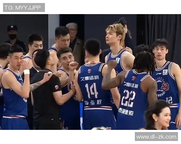 任骏飞领衔球队奋战新赛季展现个人实力与团队默契的完美结合