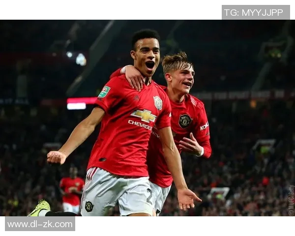 罗奇代尔主场迎战克鲁全力争胜展现球队实力与斗志